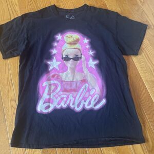 Barbie Sunglasses Neon Pink Sky's The Limit Shirt Black Tshirt Women's L